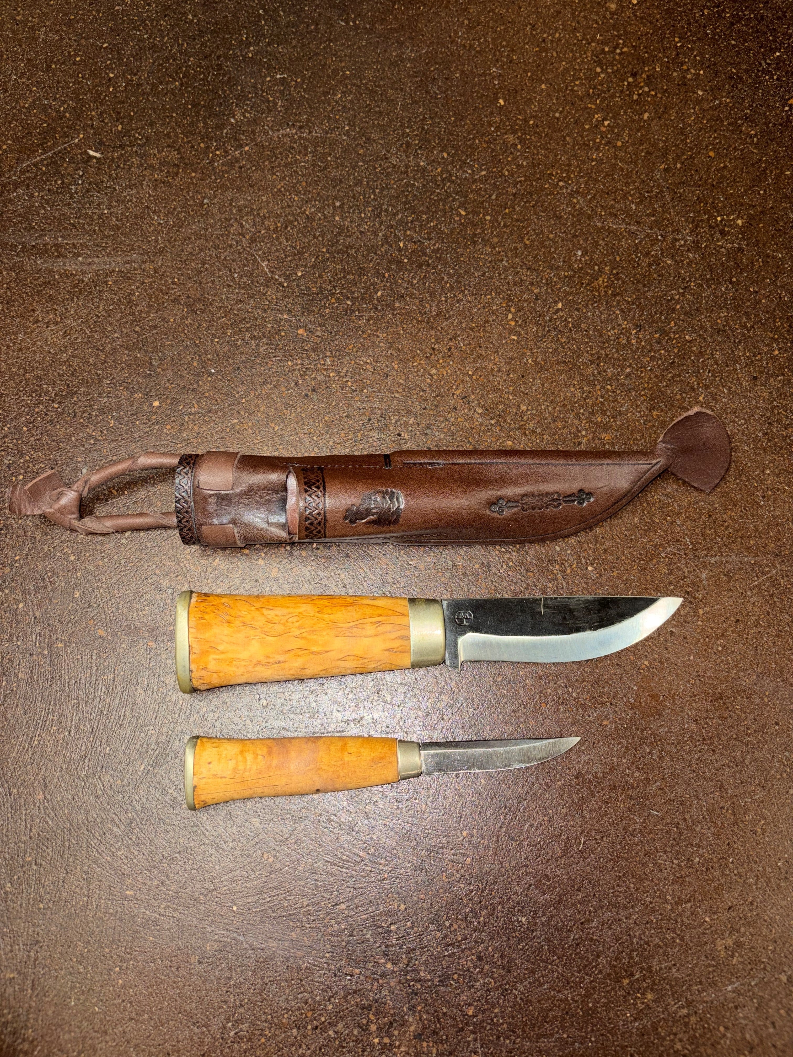 Tundra Leuku Knife Set